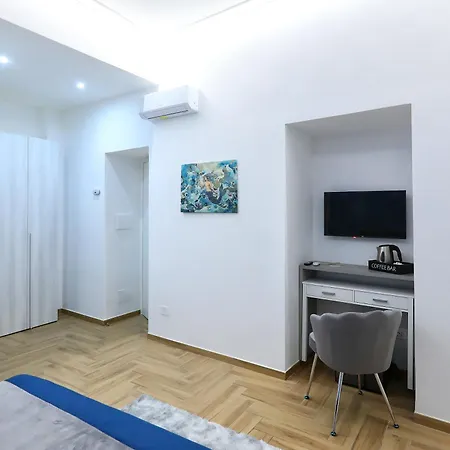 Parthenope's Dream - Centro Storico B&B 나폴리