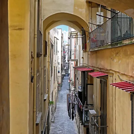 Parthenope's Dream - Centro Storico 4*